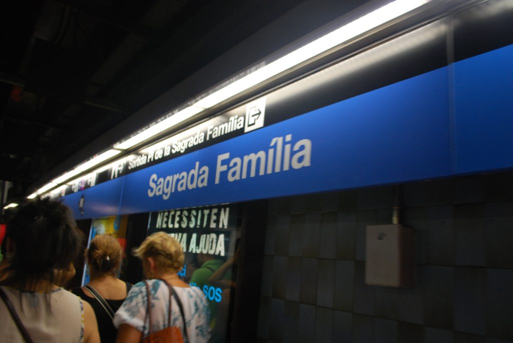 Stacja metra pod Sagrada Familia